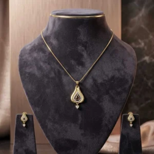 Vrinda Copper Gold-plated Gold Jewel Set (Pack of 1)
